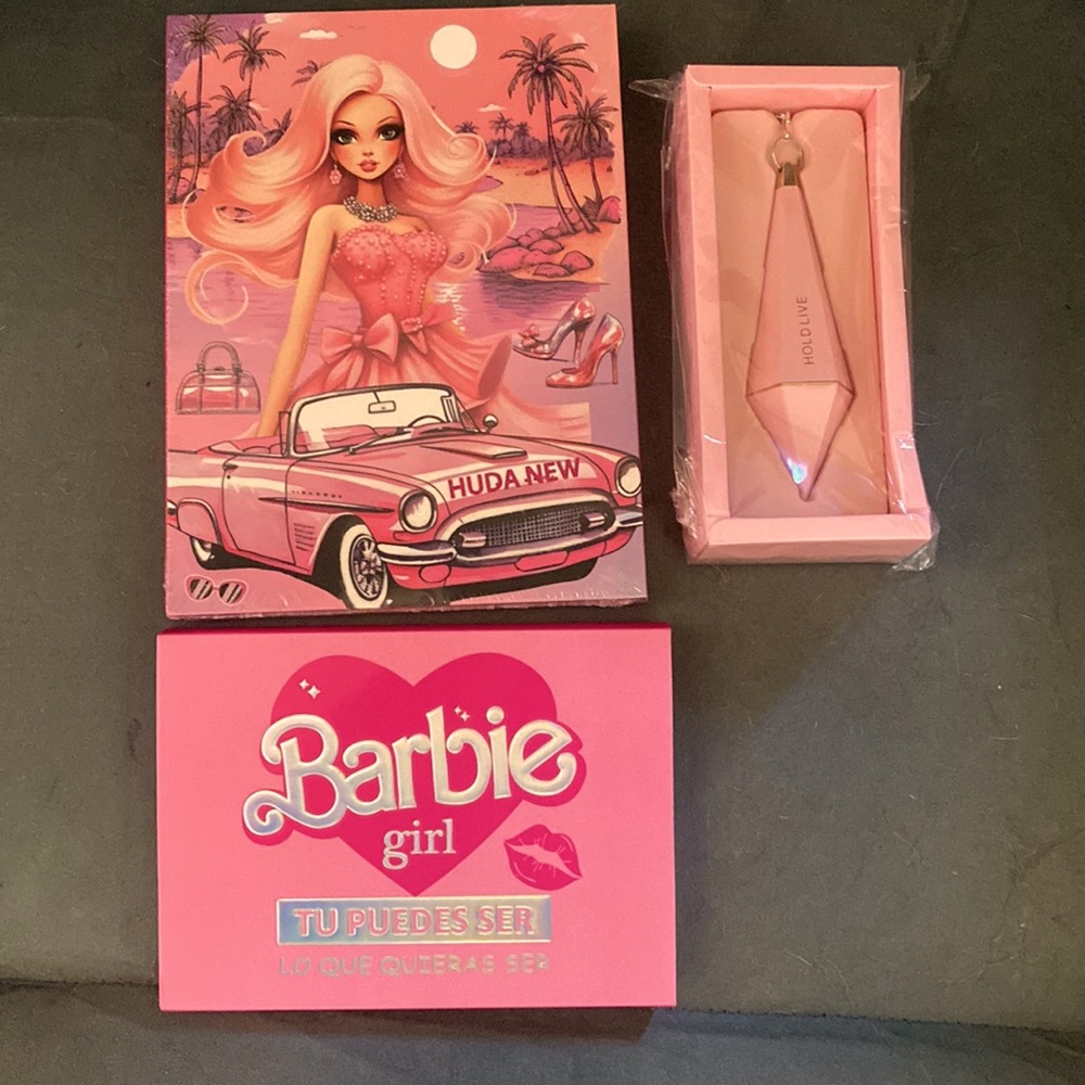 GRAB THIS BARBIE BUNDLE 🥰
